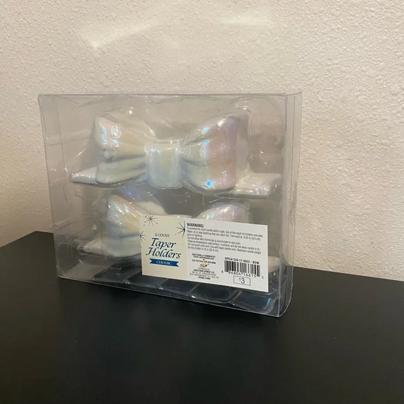 Target Bullseye Ceramic Iridescent Taper Bow-Shaped Candle Holders Set of 2 New - Picture 9 of 10